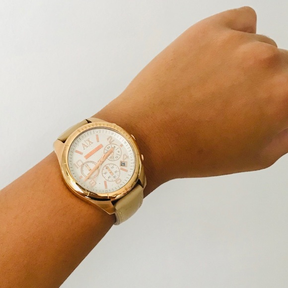 Armani Exchange AX5505 watch for lady - Picture 2 of 3